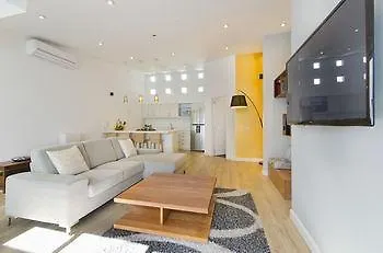 Oasis Suites Medellín Szálloda