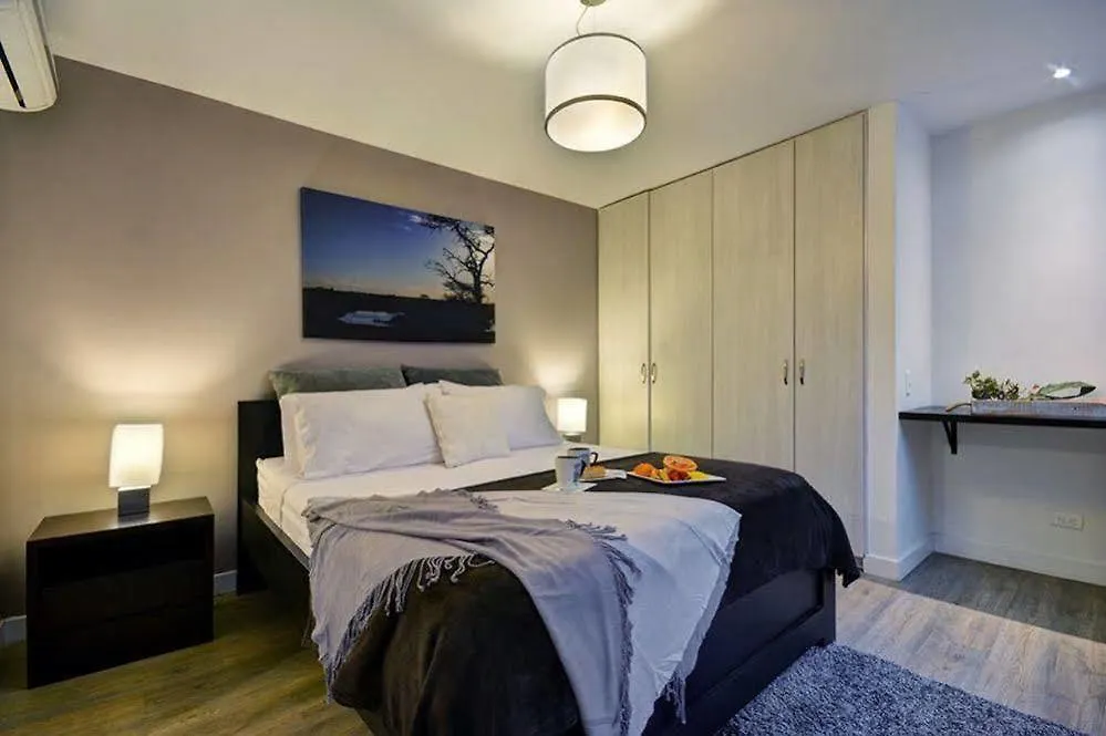 Oasis Suites Medellín 4*,