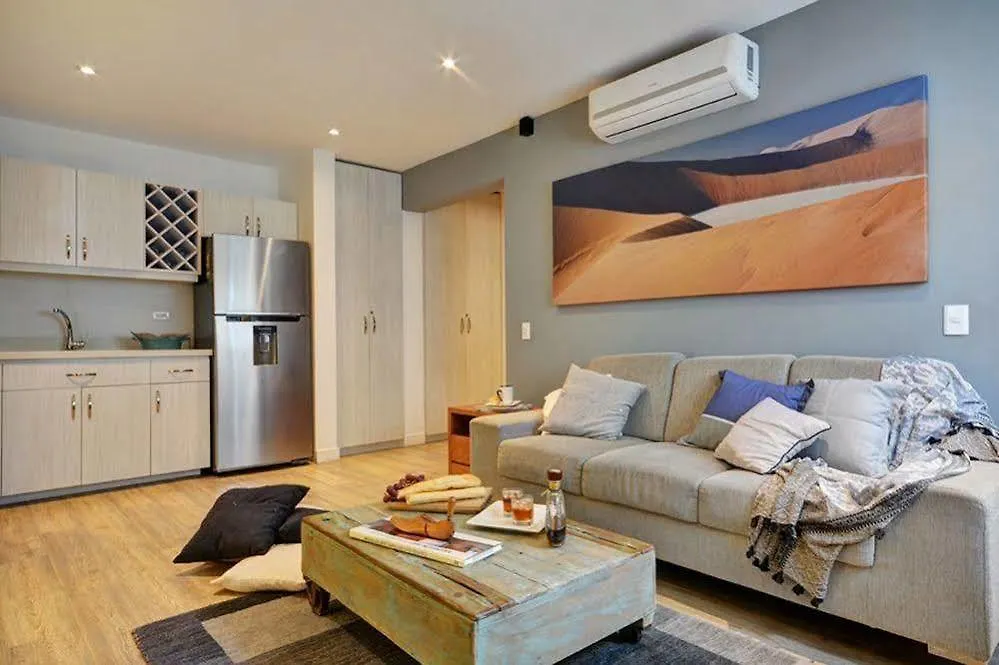 Oasis Suites Medellín Szálloda